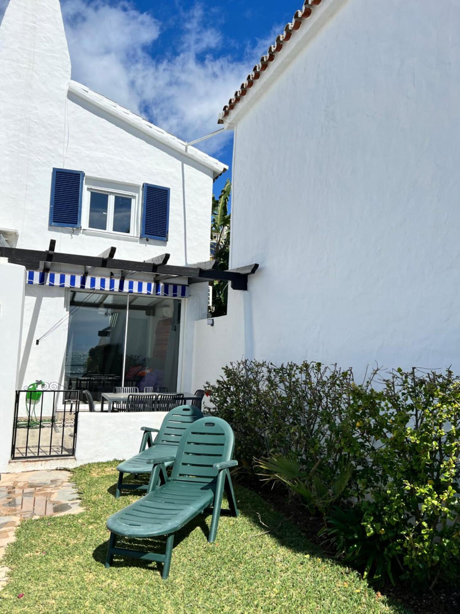 Newly Renovated 2 Bedroom Beachfront House Sitio de Calahonda Εξωτερικό φωτογραφία