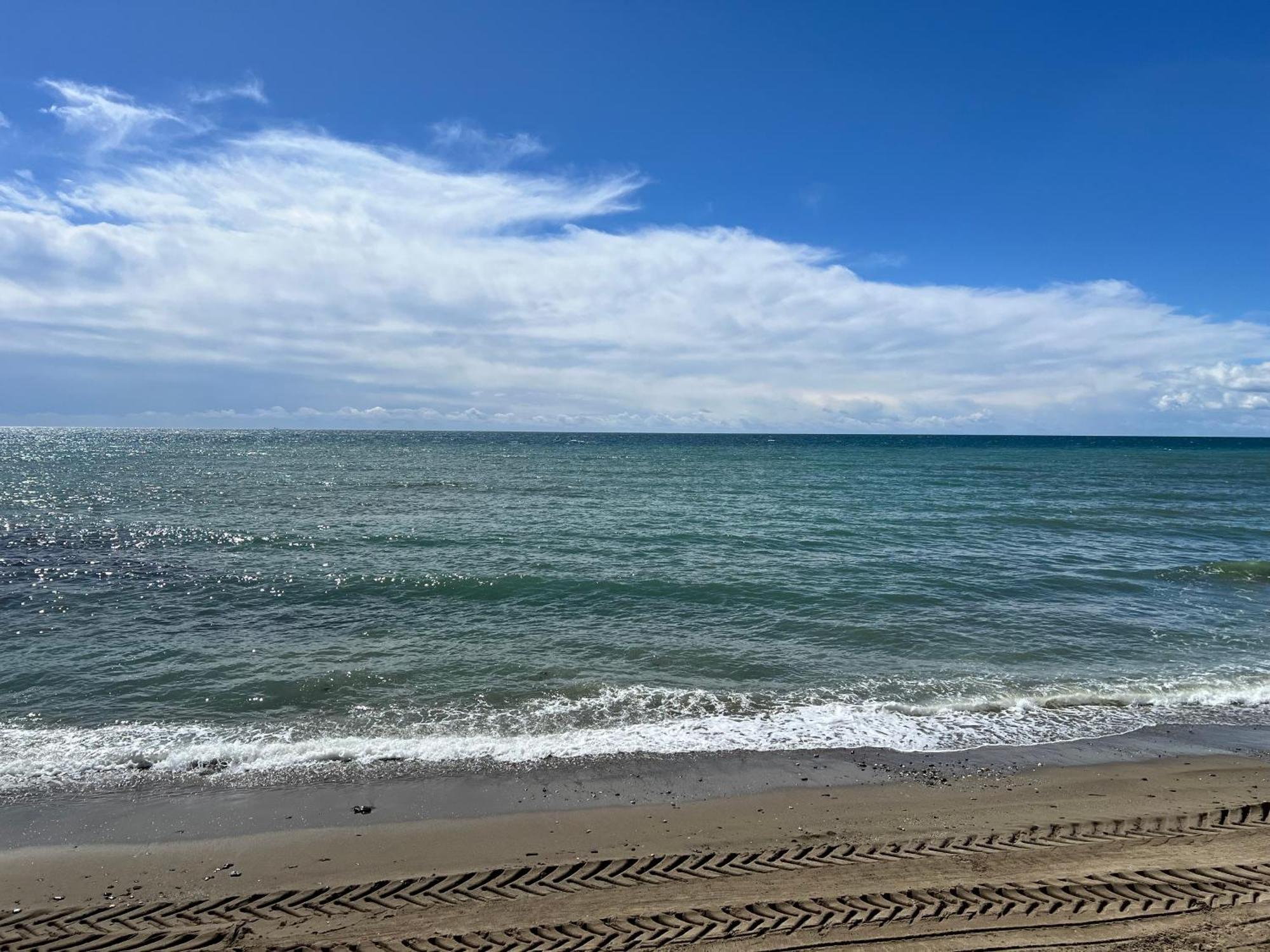 Newly Renovated 2 Bedroom Beachfront House Sitio de Calahonda Εξωτερικό φωτογραφία